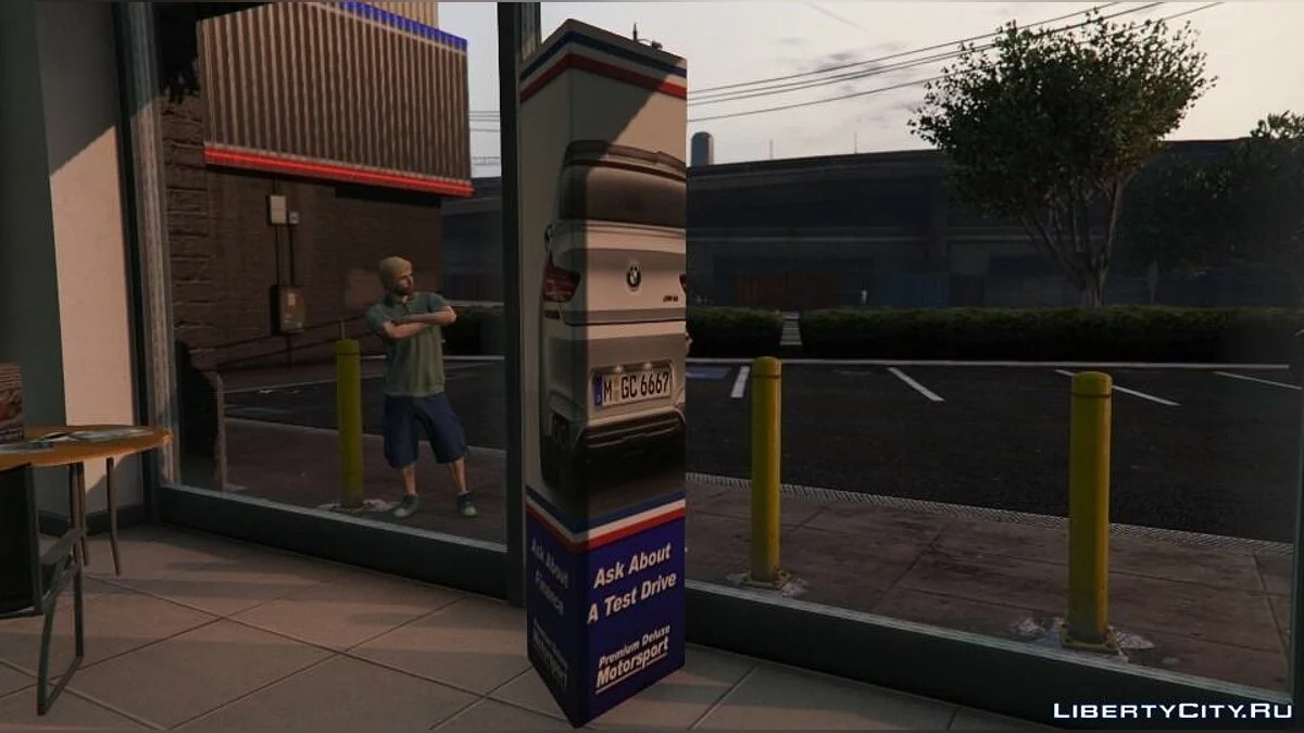 Re-texturización del concesionario de coches de Simeon / GTA 5