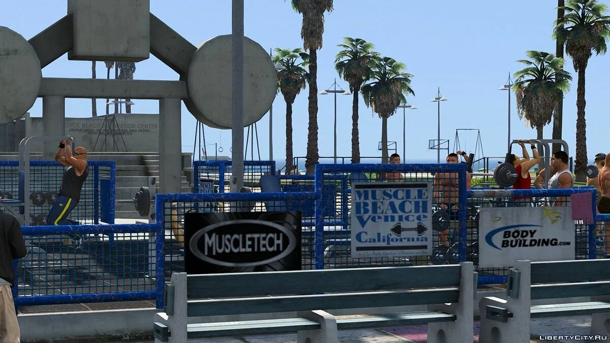 现实生活中的威尼斯海滩 / GTA 5