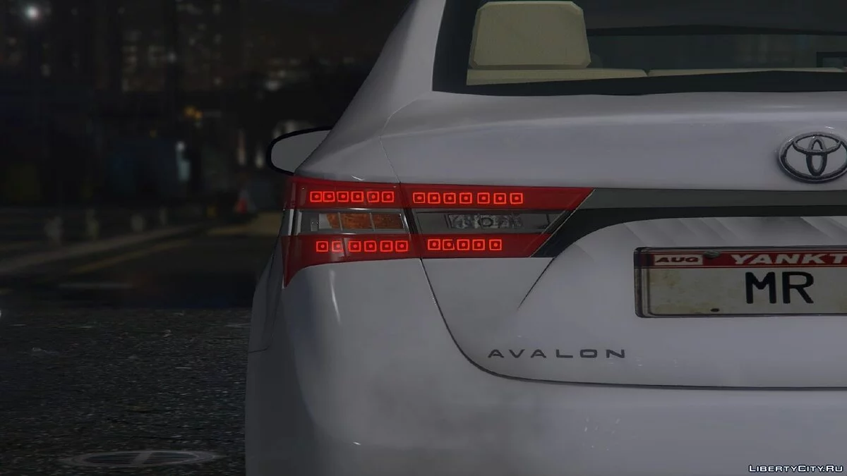 Toyota Avalon 2014 року / GTA 5