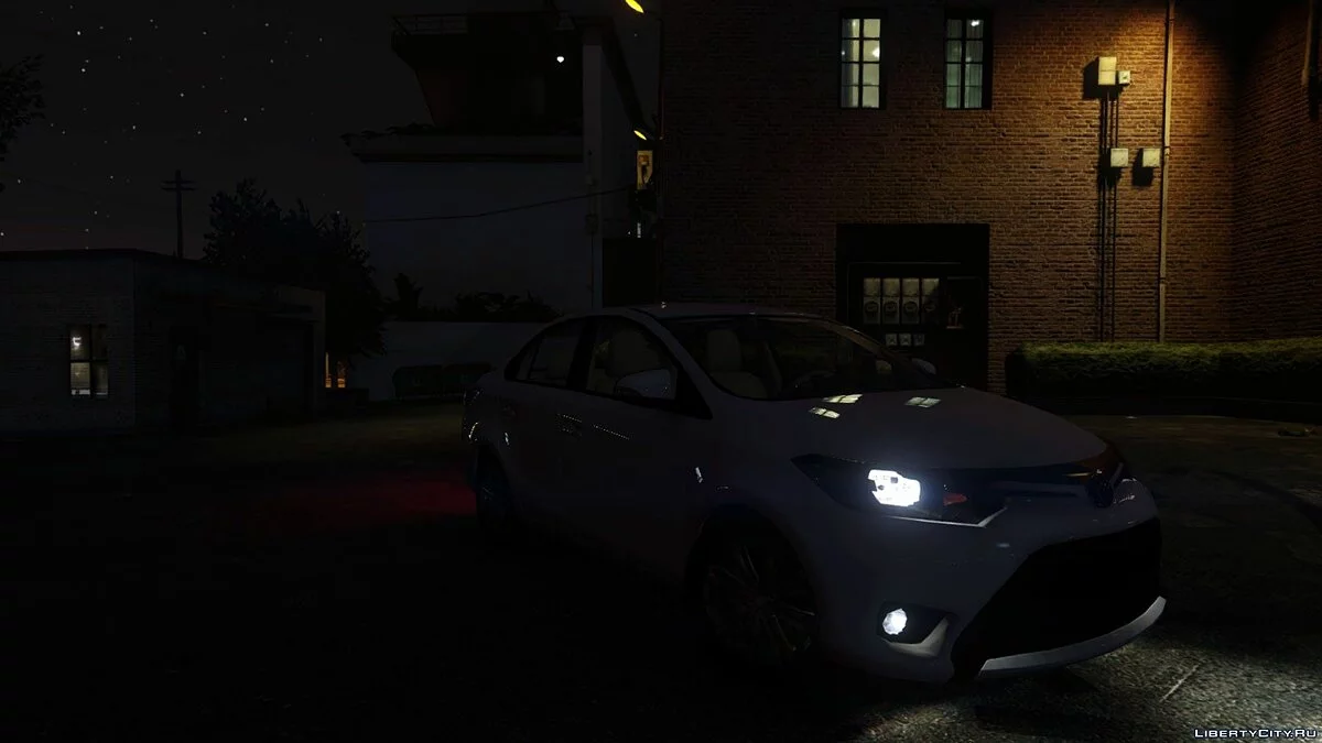 Toyota Yaris 1.0 2015 / GTA 5