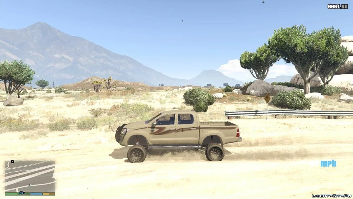 Піднятий Toyota Hilux 1.0 / GTA 5