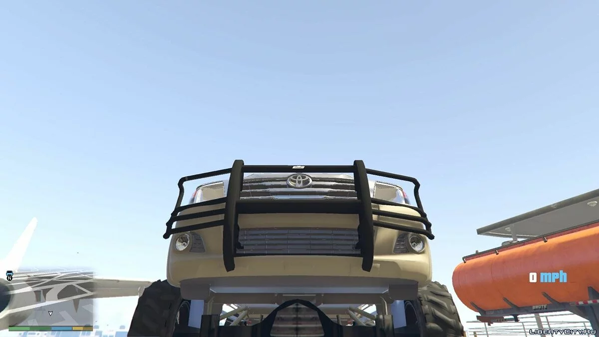 Піднятий Toyota Hilux 1.0 / GTA 5