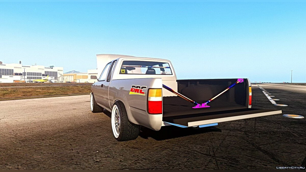 Toyota Hilux Mighty-x [Replace] v1.0 / GTA 5