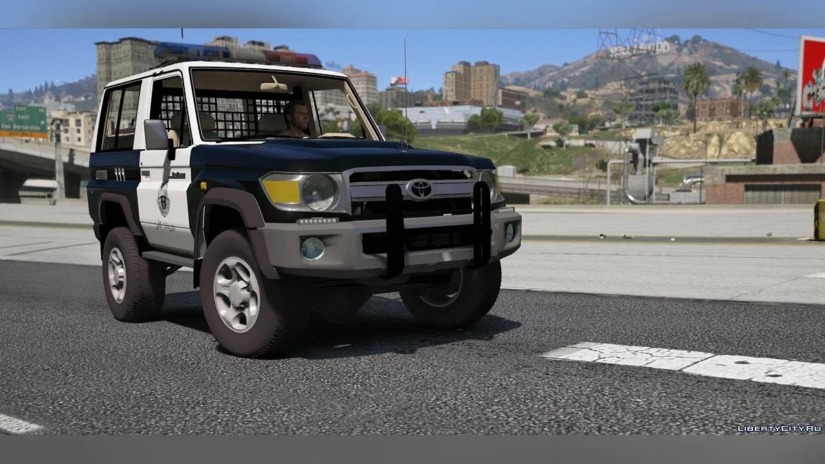 Toyota Land Cruiser Machito Police 2014 [Ajout | Remplacer | Livery | Extras | Modèle] 1.0 / GTA 5