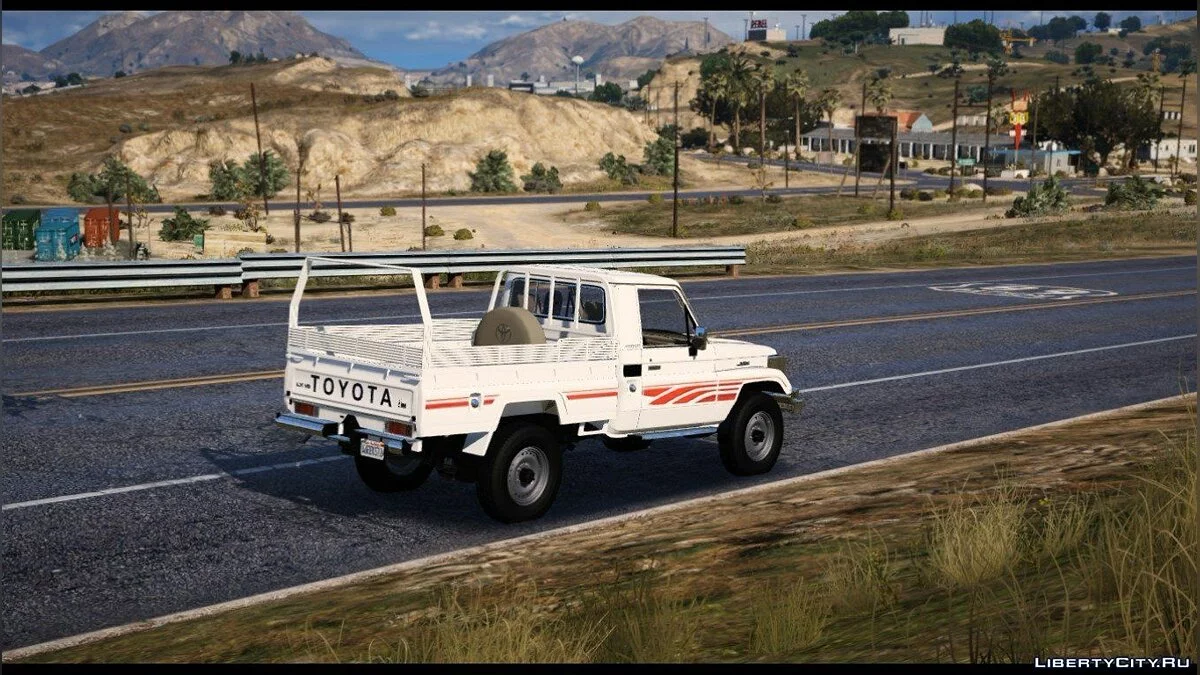 Toyota Land Cruiser 2006 [Add-on | Replace] / GTA 5