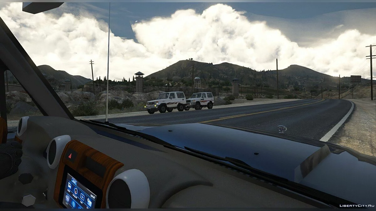 Toyota Land Cruiser J7 2006 / GTA 5
