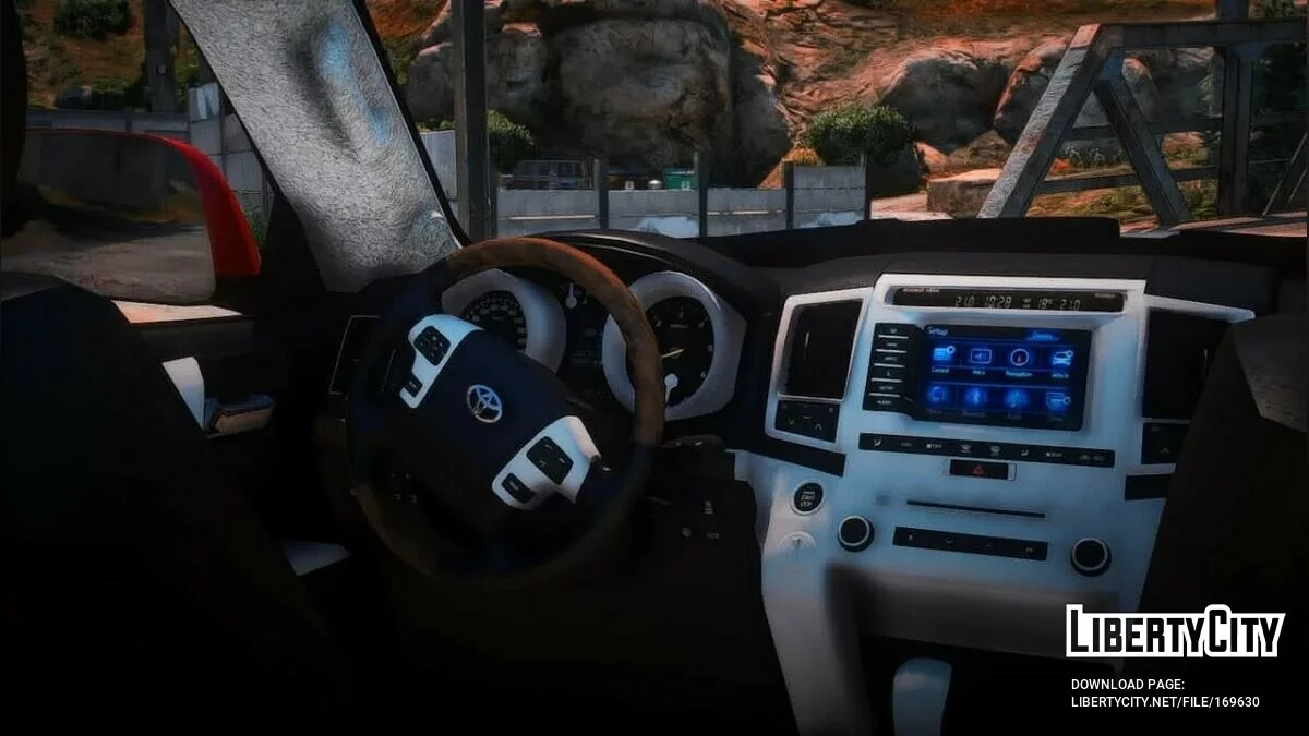 Toyota Land Cruiser 200 2013 v2.2 / GTA 5