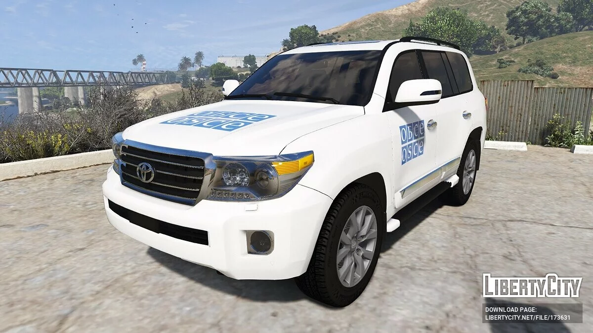 2013款丰田兰德酷路泽200 OSCE / GTA 5