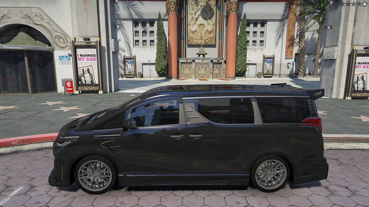 Toyota Alphard Rowen Bodykit / GTA 5