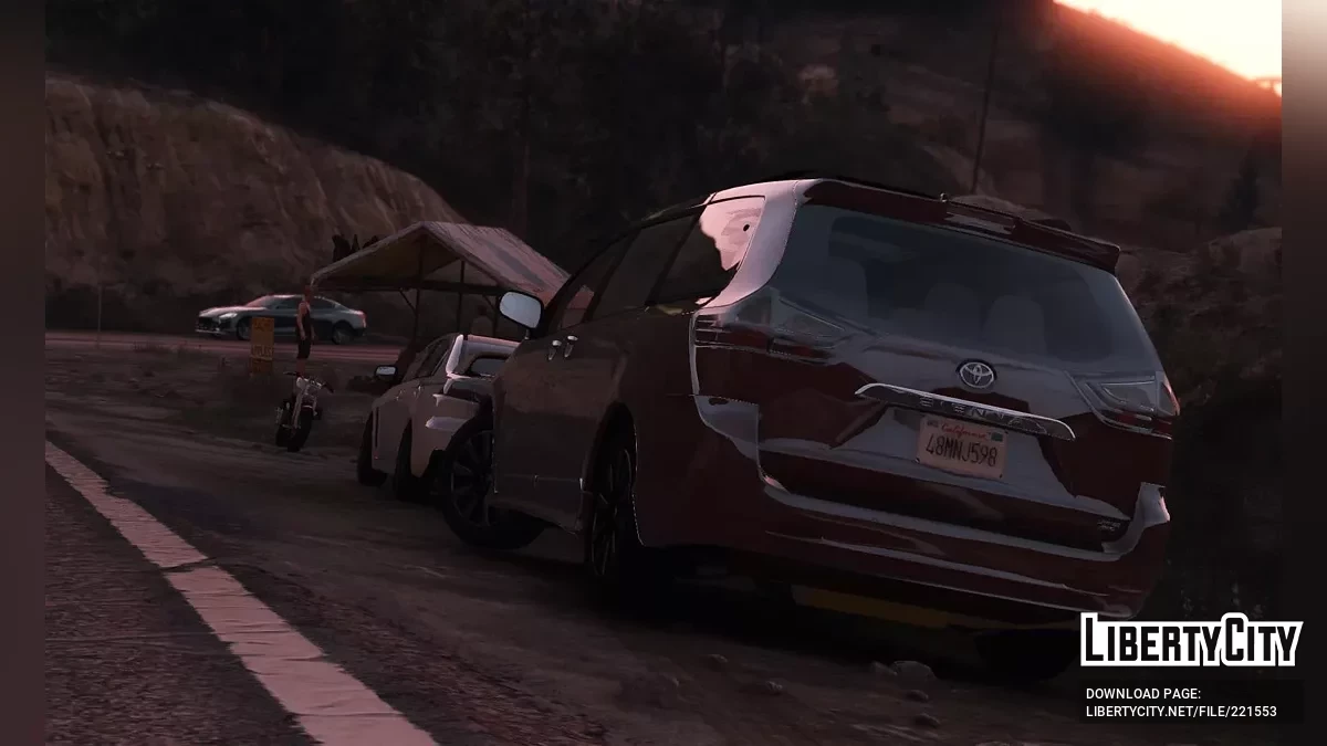 2020 Toyota Sienna Limited AWD v1.0 / GTA 5