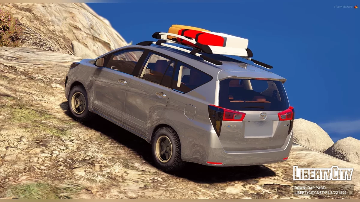 Toyota Innova Crysta/Reborn 2022 + Roof Rack / GTA 5