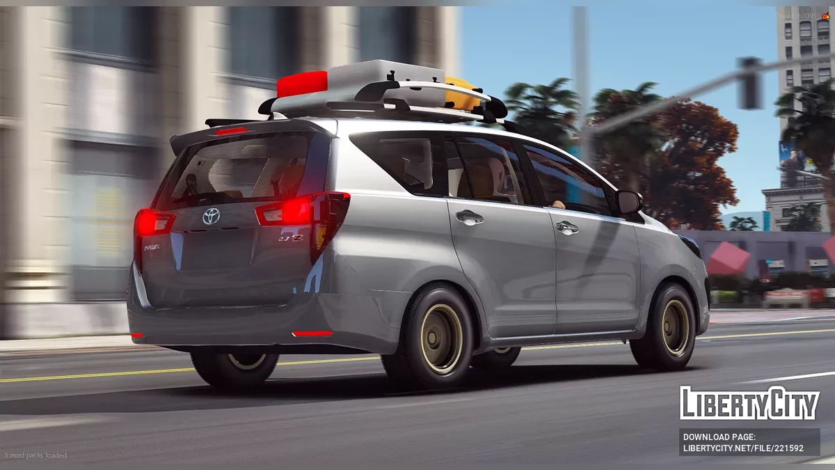 Toyota Innova Crysta/Reborn 2022 + Roof Rack / GTA 5