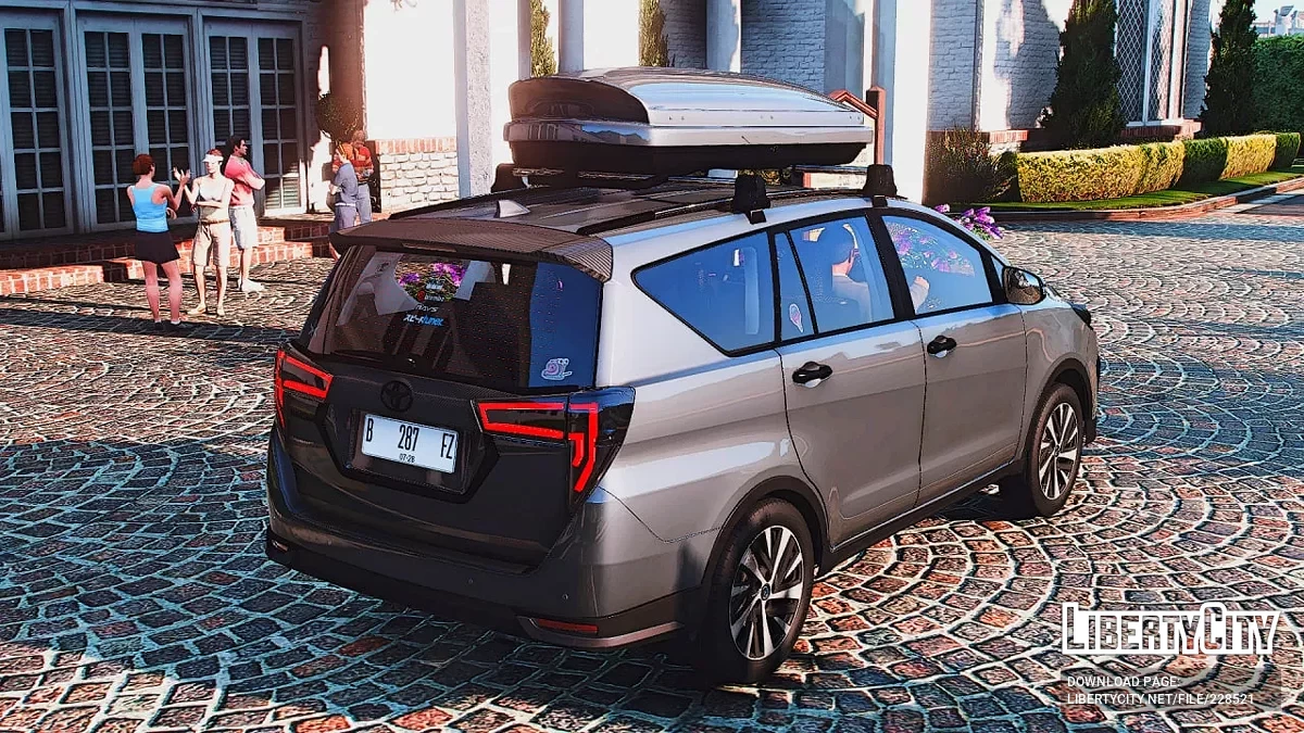Toyota Innova Reborn Blacked (Tuning) / GTA 5