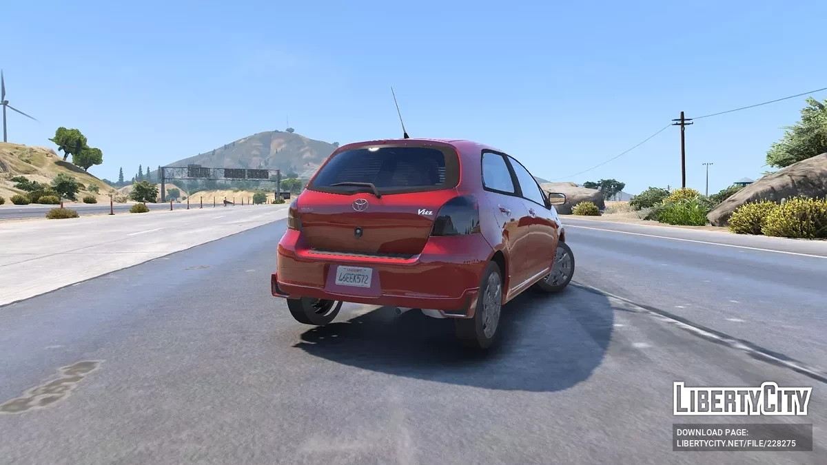 Toyota Vitz 2005 v1.0 / GTA 5