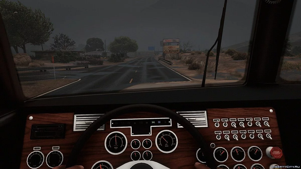 Улучшенный JoBuilt Phantom / GTA 5
