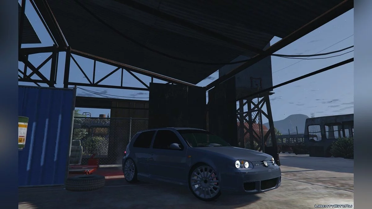 Volkswagen Golf MK4 R32 v1.1 / GTA 5