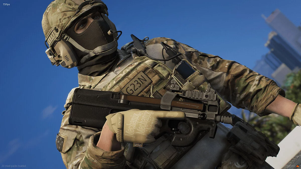 [Ron] FN P90 TR (2 versões) — FiveM + SP / GTA 5