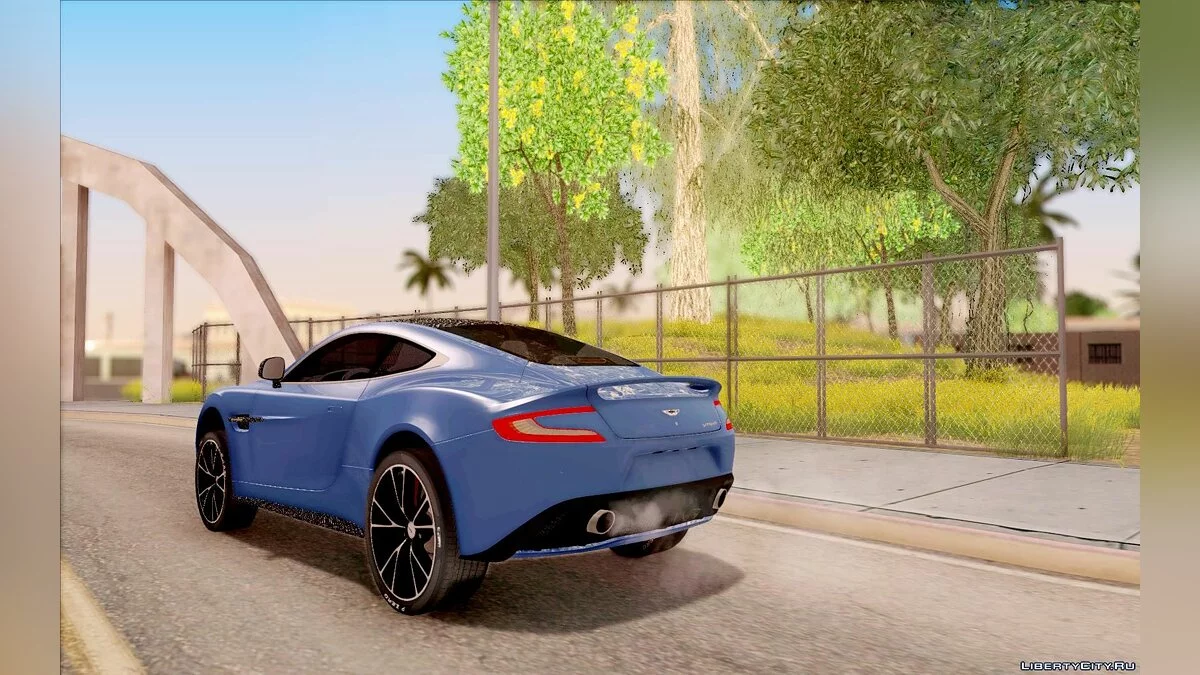 2013 Aston Martin Vanquish Road Version / GTA San Andreas