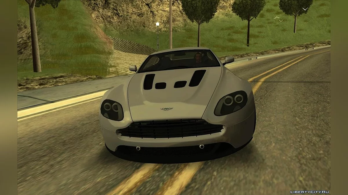 Aston Martin V12 Vantage / GTA San Andreas