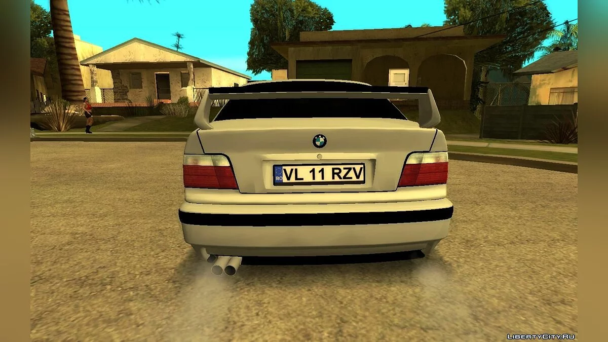 BMW E36 Sedán Bajo / GTA San Andreas