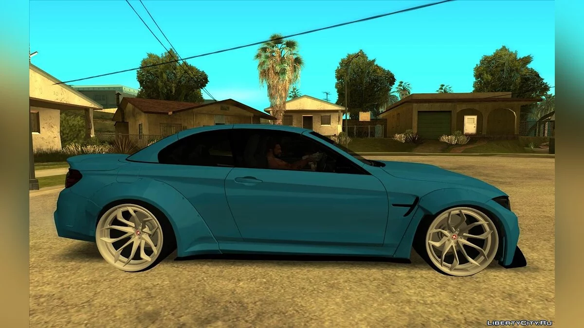 BMW M4 Cabrio Large Carrosserie / GTA San Andreas