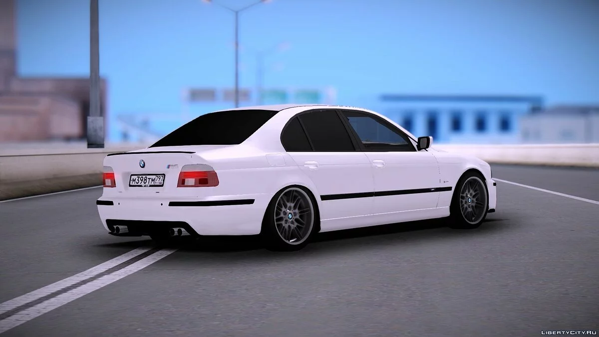بي إم دبليو M5 E39 / جي تي إيه سان أندرياس