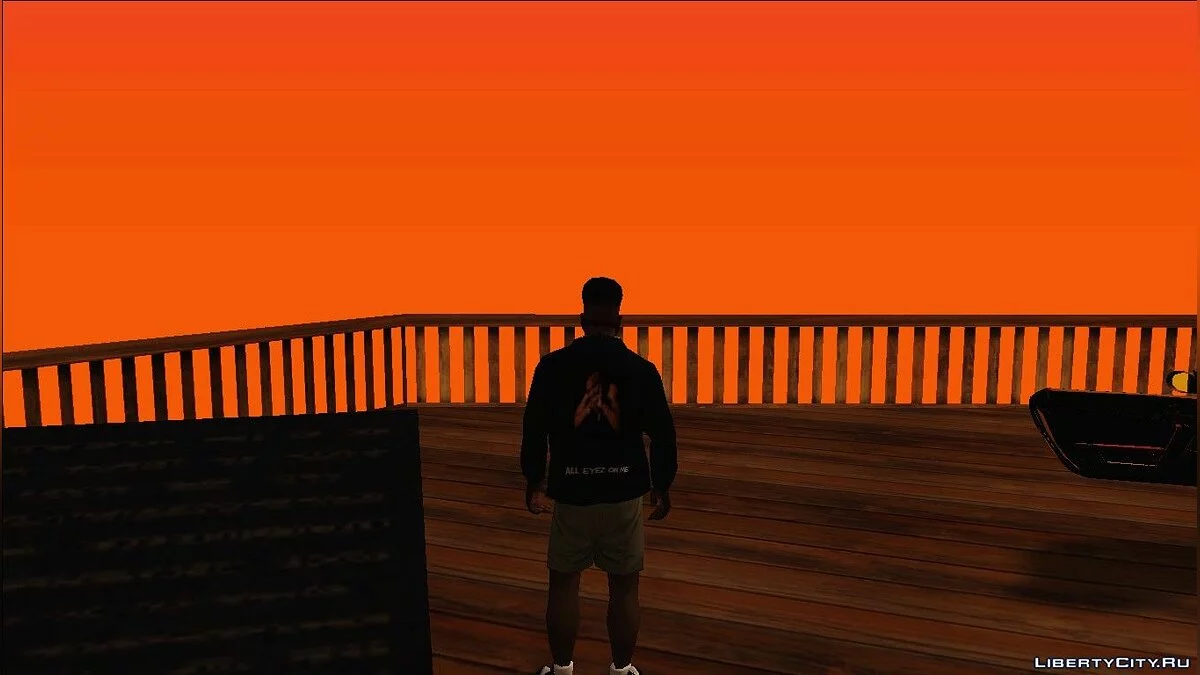 Hoodie avec le rappeur 2Pac / GTA San Andreas