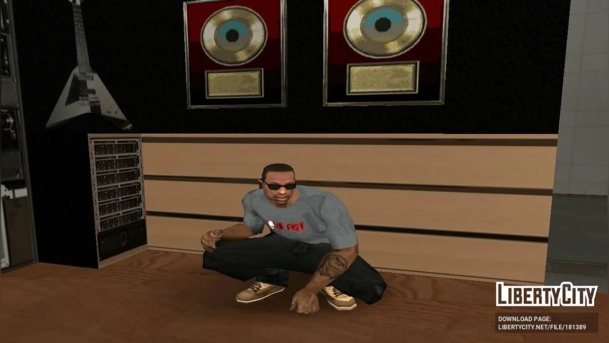 Camisetas del grupo Love Fist / GTA San Andreas