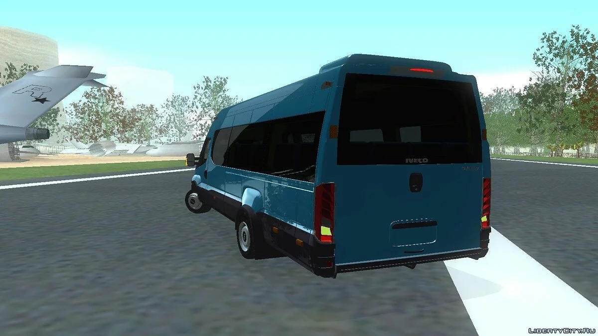 Minibús Iveco Daily 2015 / GTA San Andreas