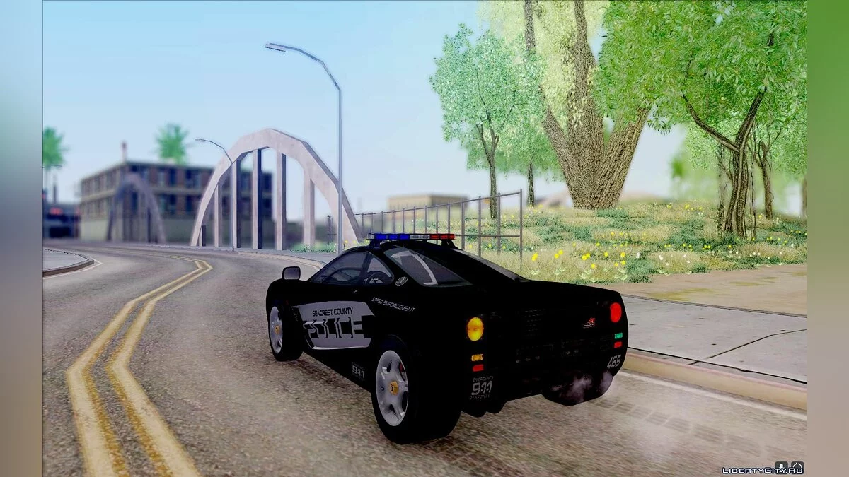 McLaren F1 Police Edition / GTA San Andreas
