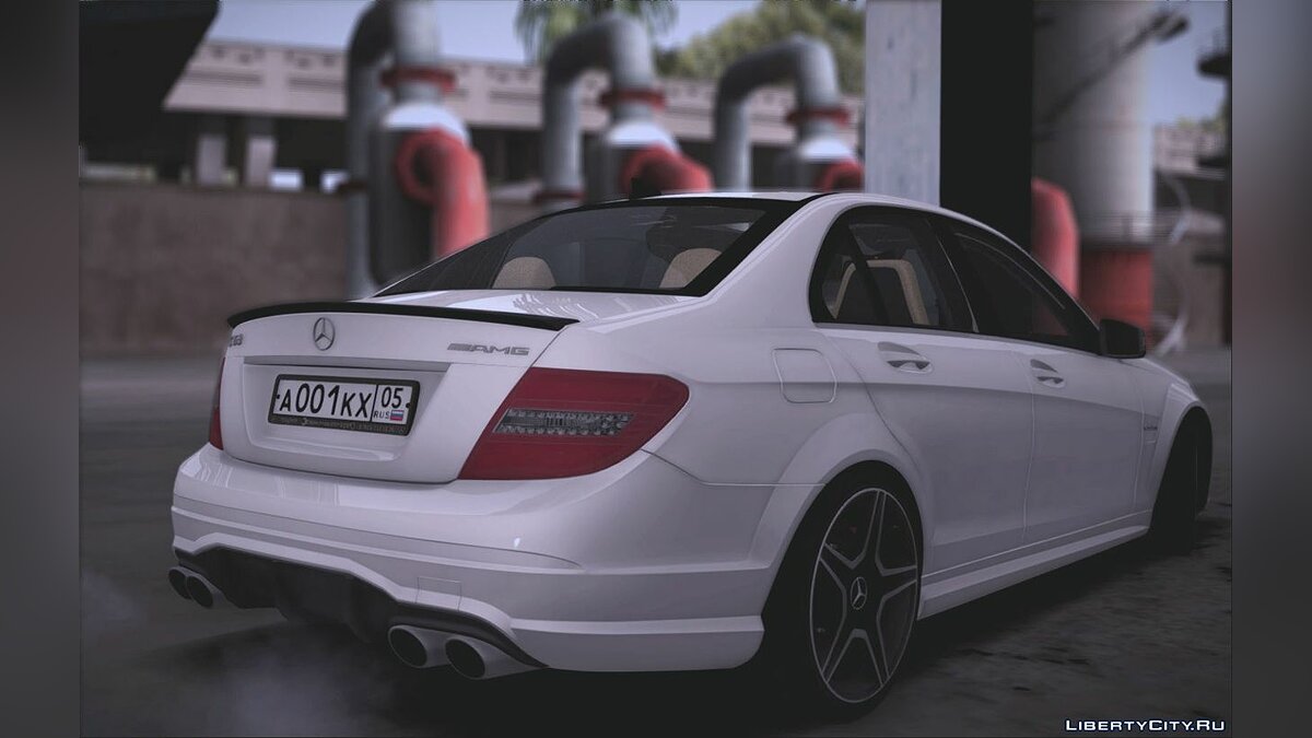 Mercedes Benz c63 AMG w204 камуфляж