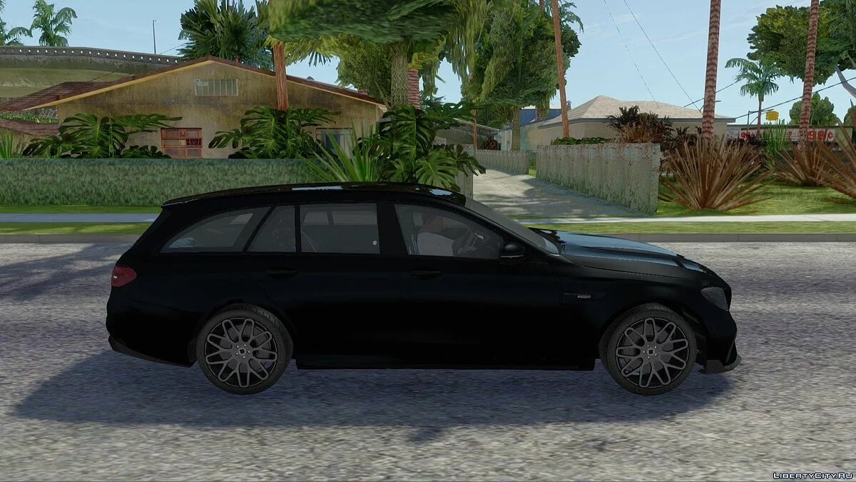 Mercedes-Benz E700 Brabus W213 Break / GTA San Andreas
