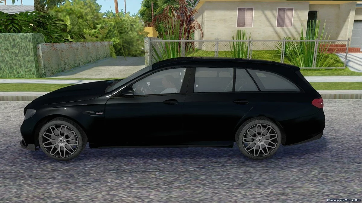 Mercedes-Benz E700 Brabus W213 Break / GTA San Andreas