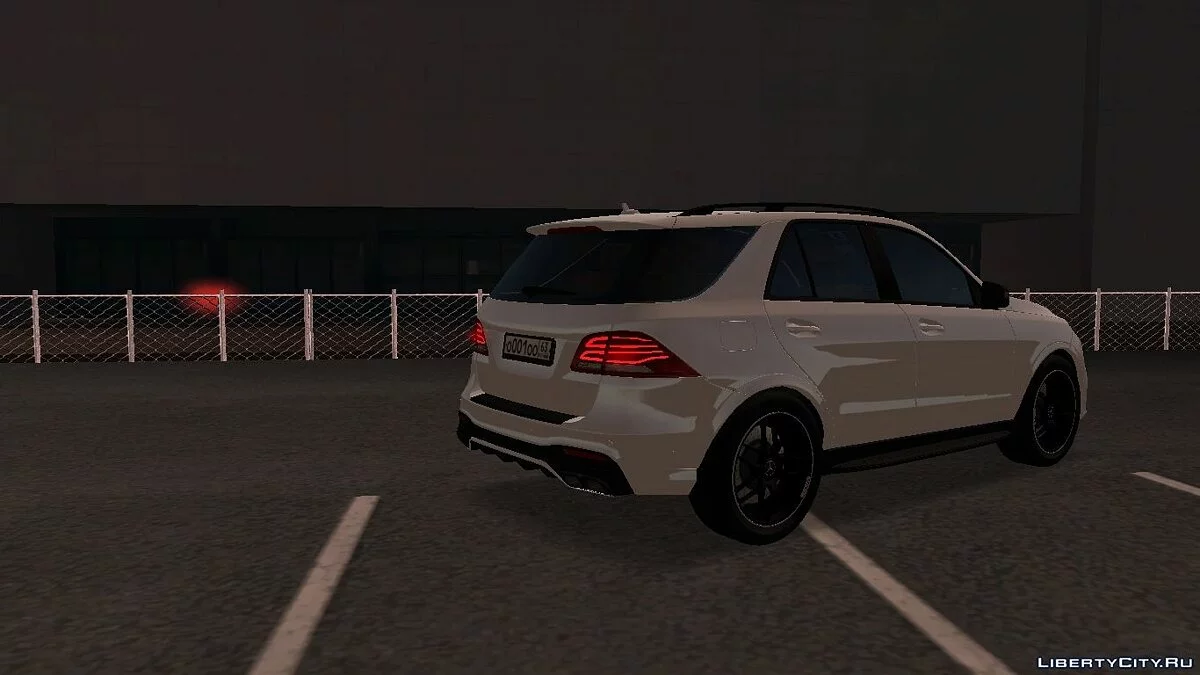 Mercedes-Benz GLE63 com modificação (CCD) / GTA San Andreas