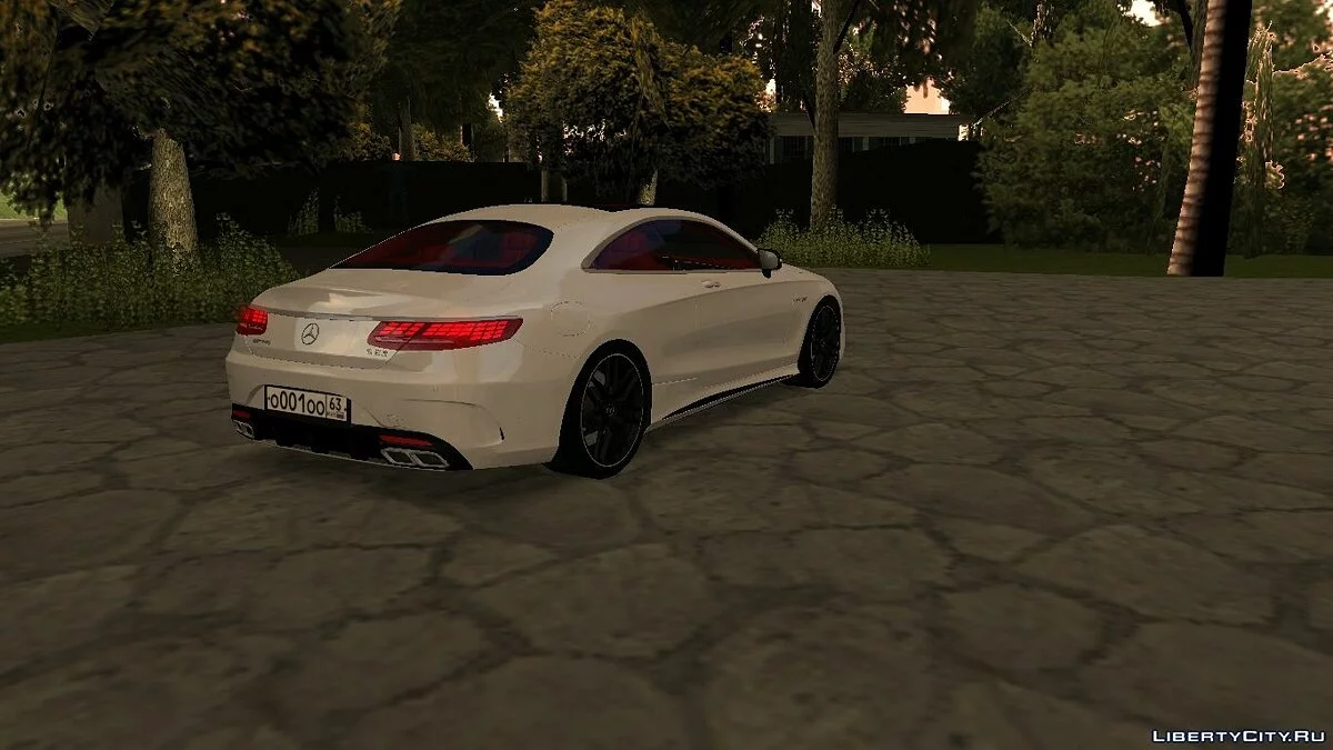 Mercedes-Benz S63 Coupe com Modificações / GTA San Andreas