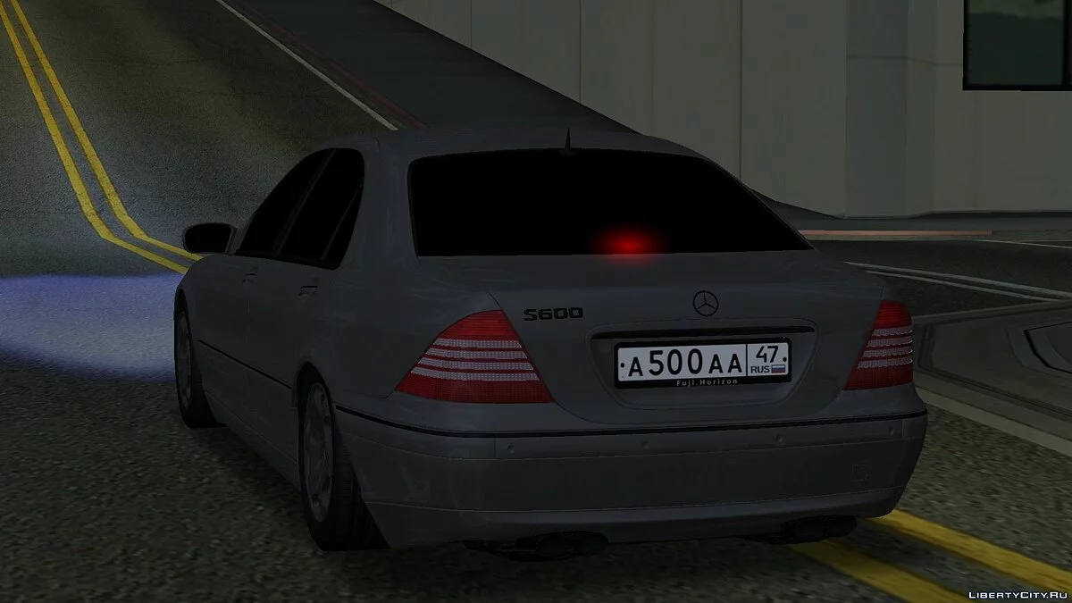Mercedes-Benz S600 (Año 2002) / GTA San Andreas