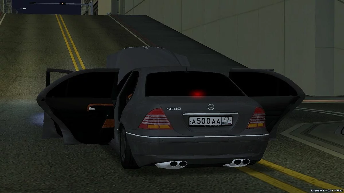 Mercedes-Benz S600 (Año 2002) / GTA San Andreas