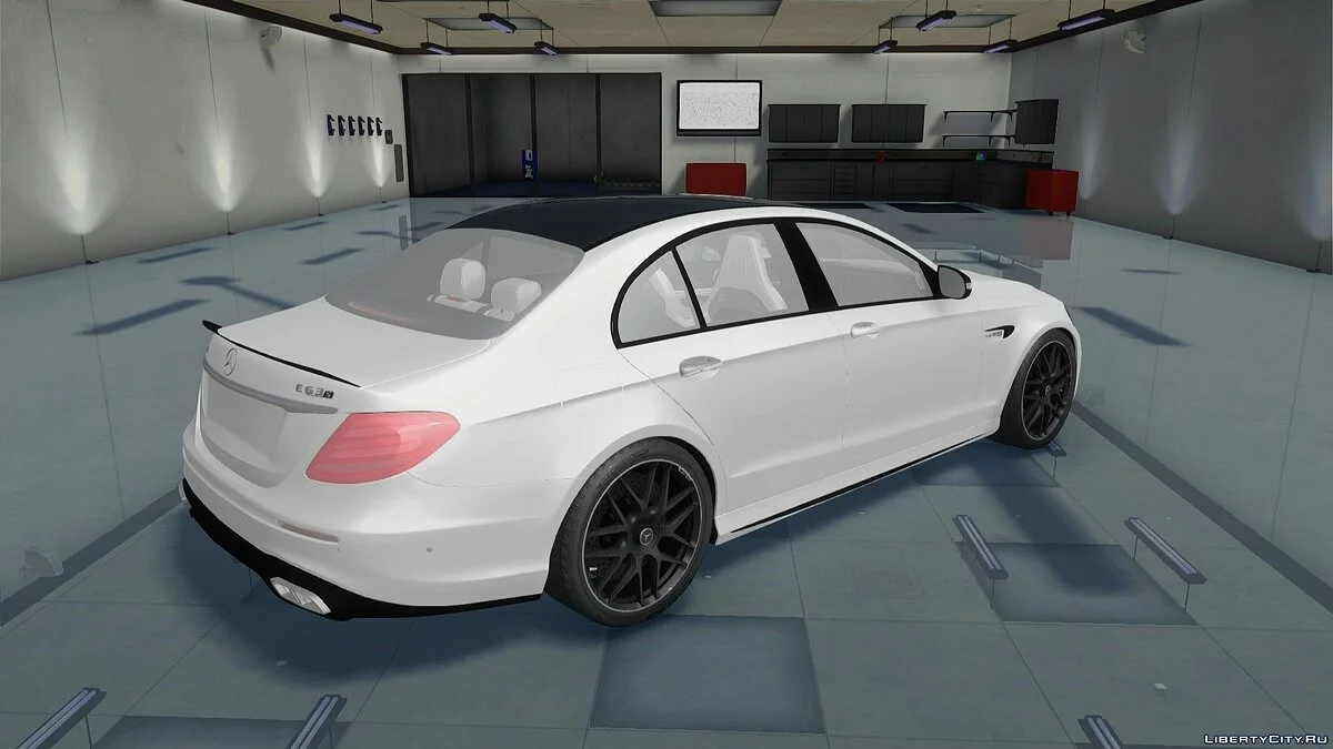 Mercedes-Benz E63 W213 / GTA San Andreas