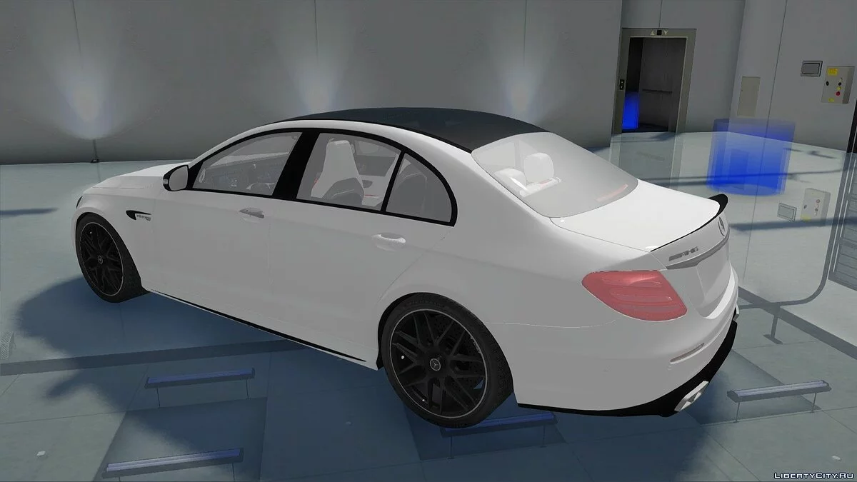 Mercedes-Benz E63 W213 / GTA San Andreas