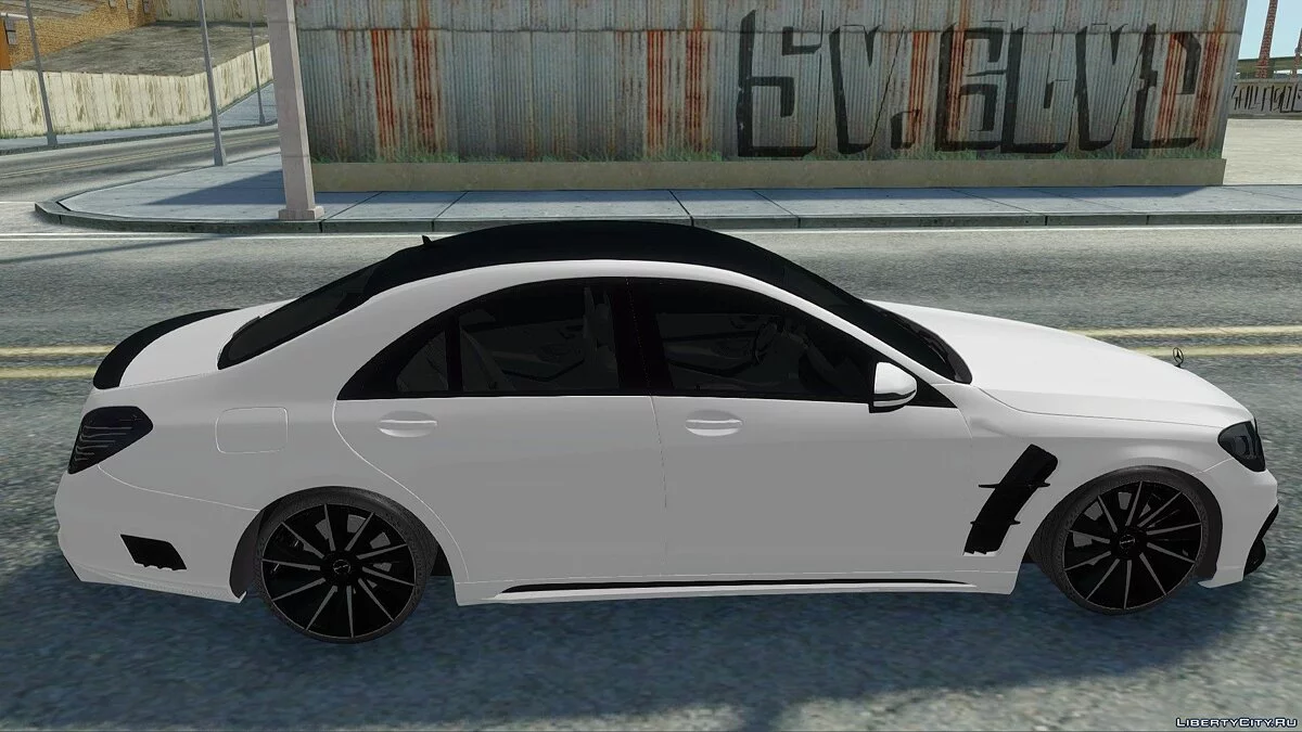 Mercedes-Benz S63 WALD Black Bison / GTA San Andreas