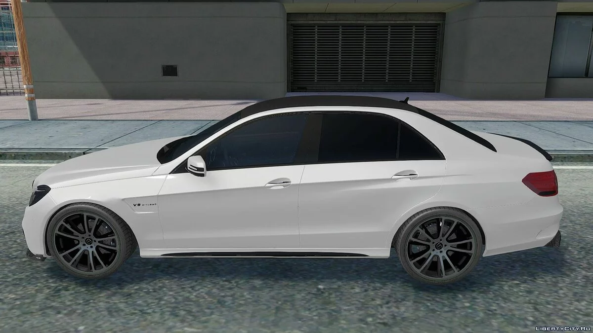 Mercedes-Benz E63 BRABUS 850 / GTA San Andreas