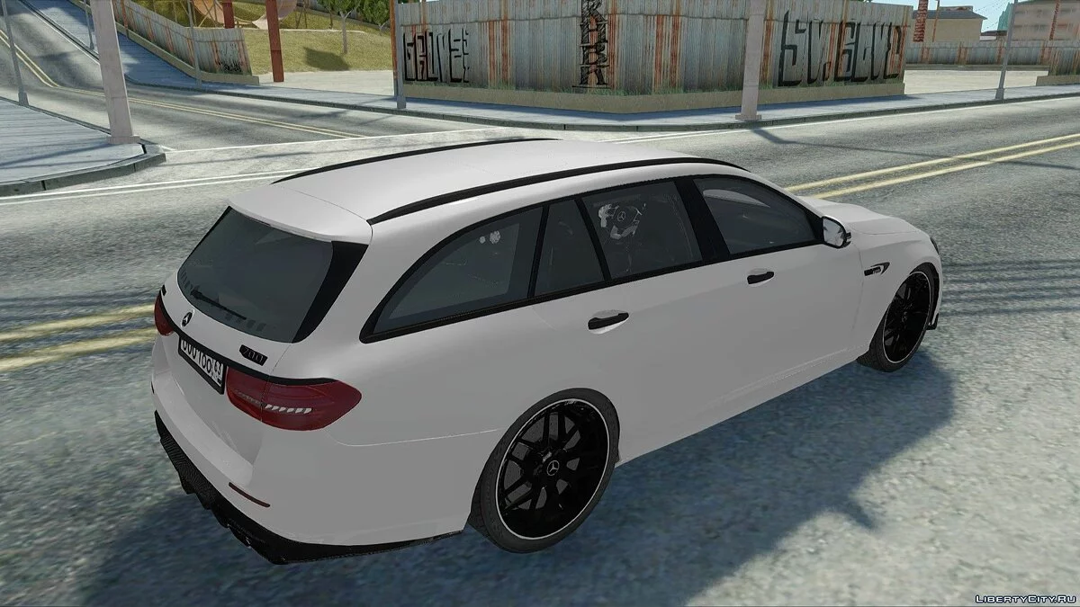 مرسيدس بنز E63 واجن / جي تي إيه سان أندرياس