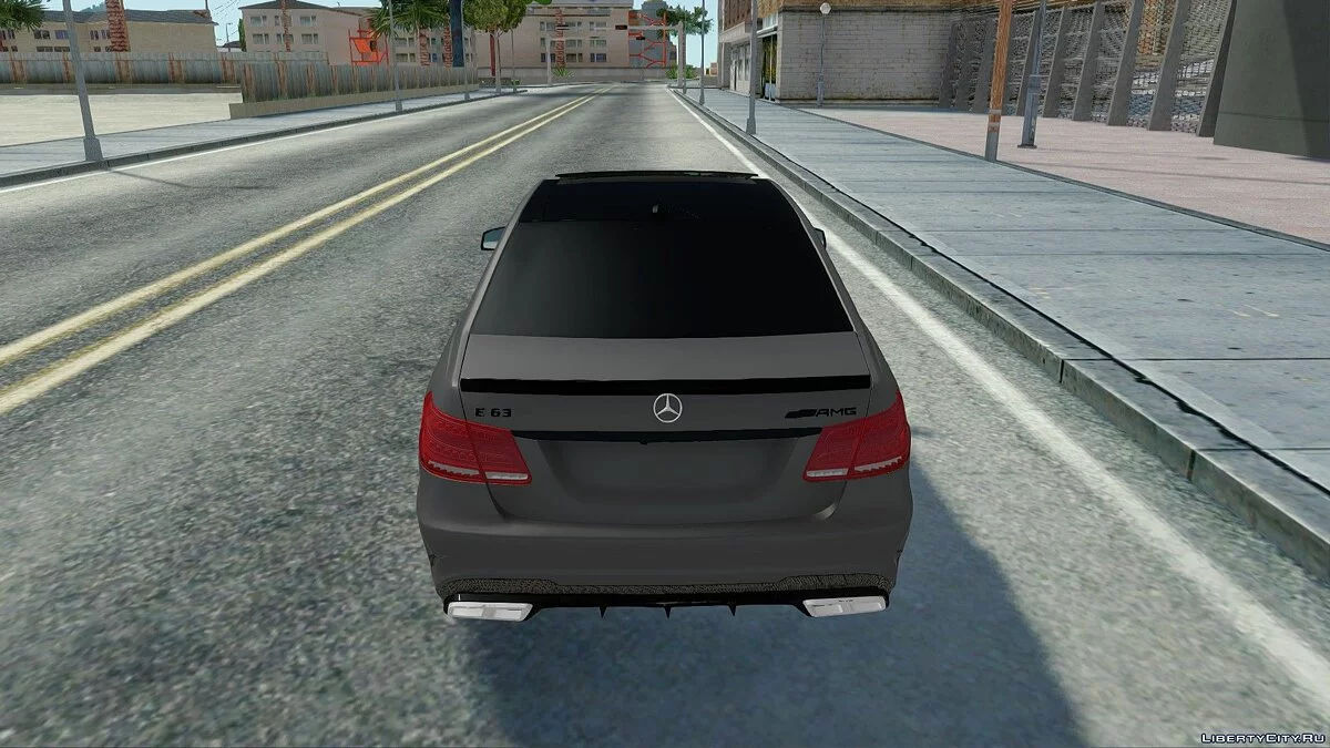 梅赛德斯-奔驰 E63S W212 / GTA San Andreas