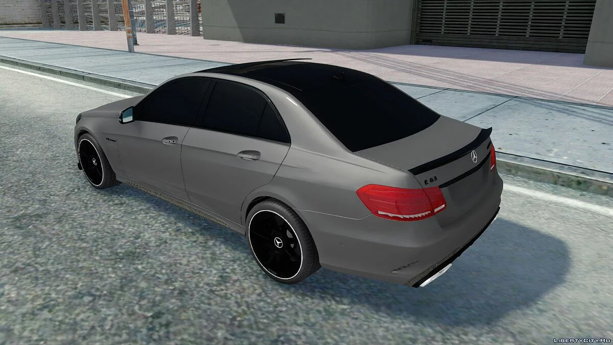 梅赛德斯-奔驰 E63S W212 / GTA San Andreas