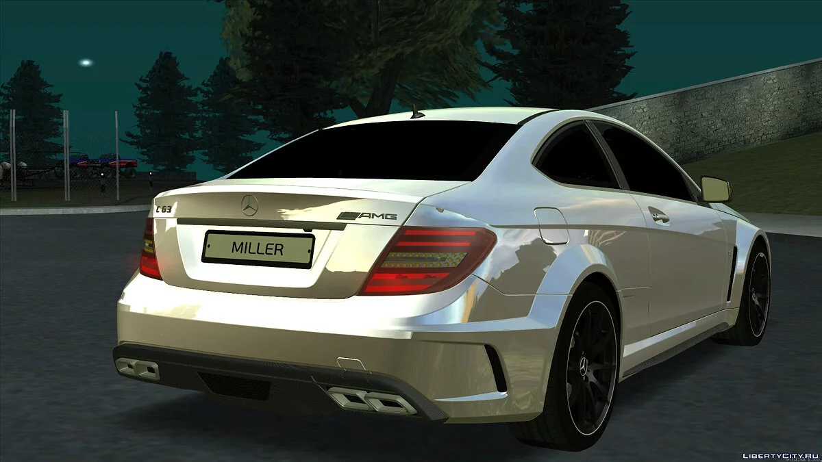 梅赛德斯-奔驰 C63 AMG Coupe (CCD) / GTA San Andreas
