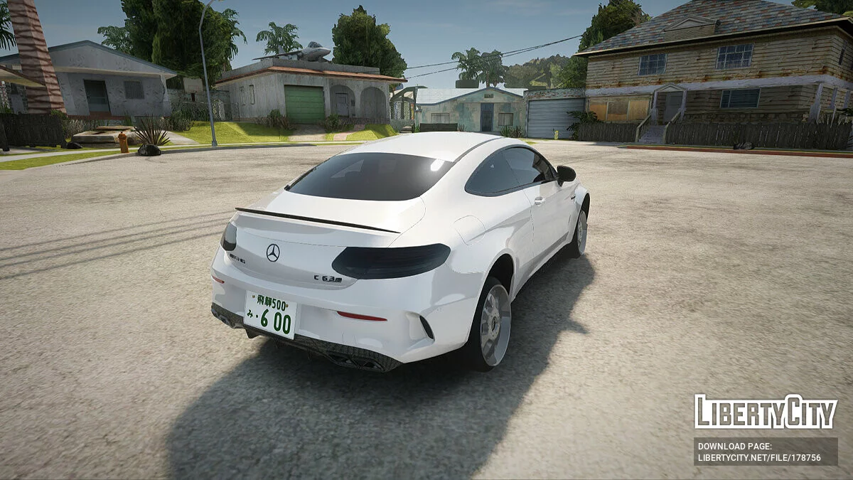 Mercedes-Benz C63 S AMG Danificado / GTA San Andreas