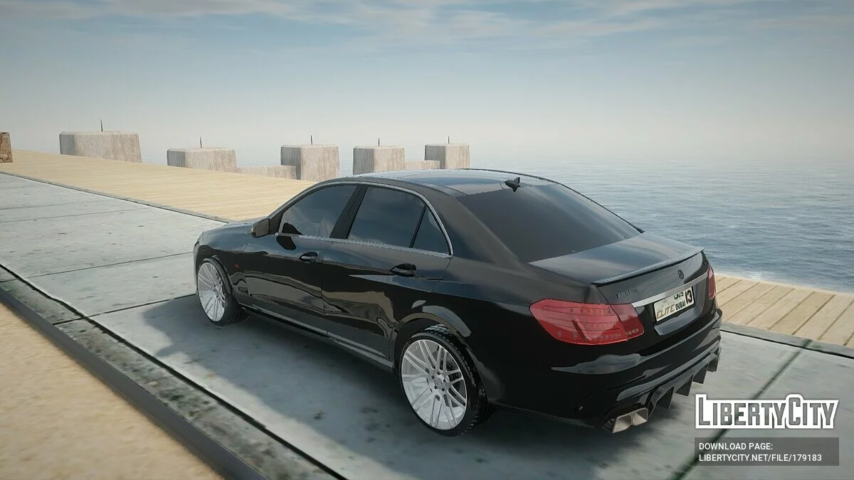 Mercedes-Benz E63 BRABUS 900 / GTA San Andreas
