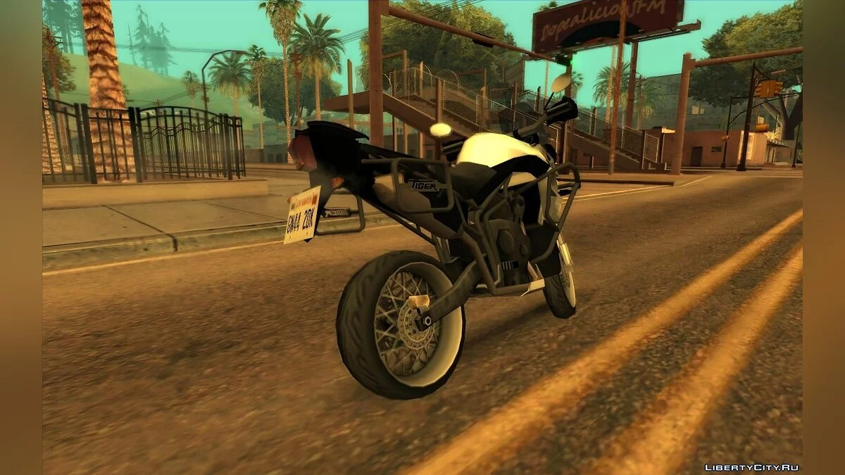 Triumph Tiger 800 (Gaya SA) / GTA San Andreas