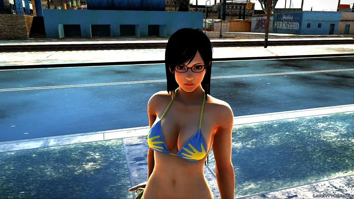 Kokoro con gafas y un traje de baño elegante / GTA San Andreas