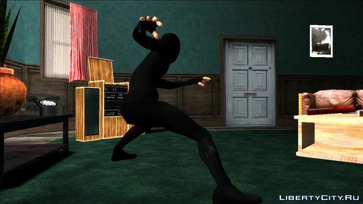 Traje de sigilo de Spider-Man: Lejos de Casa / GTA San Andreas